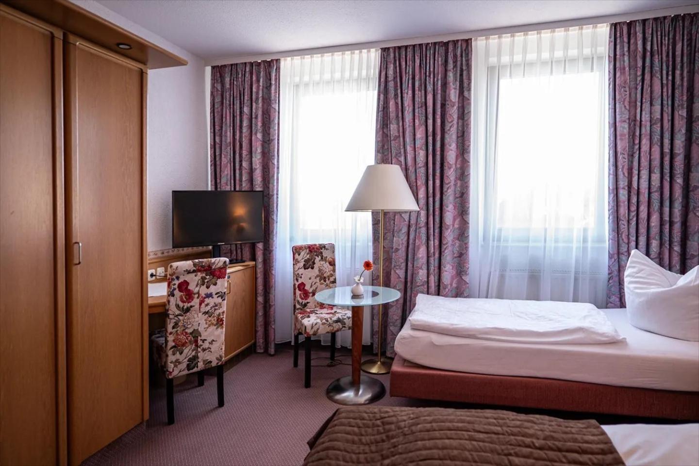 Familien-Hotel Am Traenkbachtal Frauenwald Esterno foto